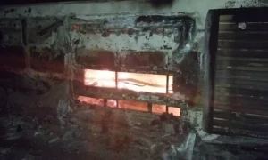 India bus fire kills at least 25, injures eight