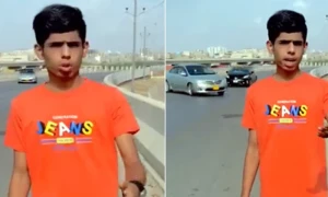 لیاری ایکسپریس وے پر تصاویر بناتے ہوئے نوجوانوں سے تیز رفتار گاڑی ٹکرا گئی