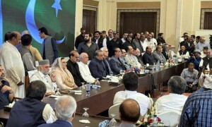 استحکام پاکستان پارٹی سیاسی منظر نامے پر بڑے بریک تھرو کیلئے تیار