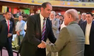 تندور پر روٹیاں لگانے والا نوجوان وظیفے پر پڑھ کر لیکچرار بن گیا