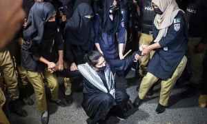 سانحہ 9 مئی: دو ماہ کے دوران کتنی خواتین گرفتار اور کتنی رہا ہوئیں