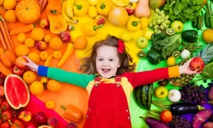 بچوں میں قوت مدافعت بڑھانے والے پھل