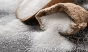 چینی کی قیمت میں 10 روپے فی کلو اضافہ