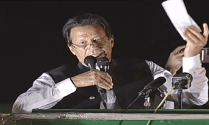 سائفر تحقیقات، ایف آئی اے نے عمران خان کو نوٹس وصول کروادیا