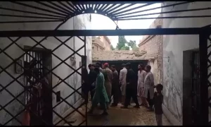Several inmates escape in Shahdadkot prison break