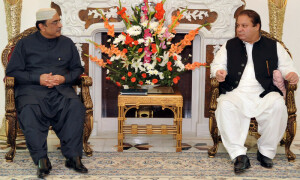 اتحادی جماعتوں نے اسحاق ڈار کے نگراں وزیراعظم بننے کی اطلاعات مسترد کردیں، خواجہ آصف بھی مخالف نکلے