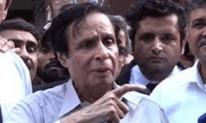 پرویزالہٰی کو پیش نہ کرنے پر آئی جی پنجاب و جیل خانہ جات، ہوم سیکرٹری کی تنخواہ بند کرنے کا حکم