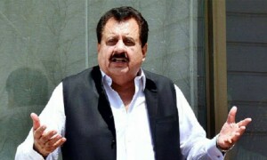 بہاولپور یونیورسٹی اسکینڈل: بیٹے پر الزام ثابت ہوا تو اسے گھر سے نکال دوں گا، طارق بشیر چیمہ