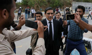 دو سابق وزرائےاعظم نااہل، خواجہ حارث نے منفرد اعزاز اپنے نام کرلیا