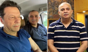 گرفتاری کے بعد عمران خان کے ساتھ گاڑی میں بیٹھا یہ مسکراتا شخص کون ہے؟