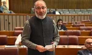 عام انتخابات مقررہ وقت پر کرانے کیلئے سینیٹ میں قرار داد جمع
