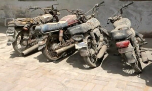تھانے میں رکھی موٹرسائیکلیں فروخت کرنے والا اہلکار گرفتار