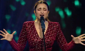مشہور زمانہ گانا &rsquo;دلداریاں&lsquo; پرینیتی چوپڑا کی آواز میں سنیں