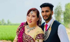جنوبی کورین لڑکی دولہا ساتھ لیجانے کیلئے بھارت پہنچ گئی