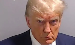 ٹرمپ نے قانون کے سامنے سرینڈر کردیا، قیدیوں والی تصویر جاری