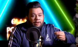 &rsquo;بھارت چاند پر پہنچ گیا اور ہم کالے، گورے رنگ میں پھنسے ہیں&lsquo;