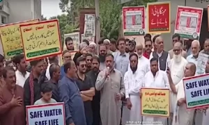 نگراں وزیراعظم کو 4 مشورے، &rsquo;عوام کو سول نافرمانی پر مجبور کر دیا گیا&lsquo;
