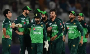 پاکستان کے کون سے 3 بلے باز 2019 سے اب تک کارکردگی کے لحاظ سے سب سے آگے