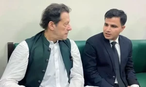 عمران خان نے سائفرکیس میں 3 مزید درخواستیں دائر کردیں