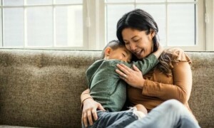 بچوں کو خوداعتماد اورذہنی طور پرمضبوط بنانا سیکھیں