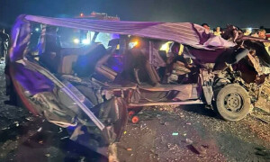 عراق میں بس کو حادثہ، کم از کم 16 زائرین جاں بحق