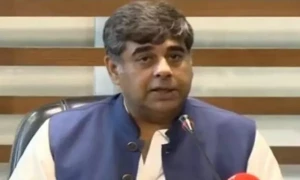 تاجر رہنماؤں کے نگراں وفاقی وزیر تجارت پر الزامات، استعفے کا مطالبہ