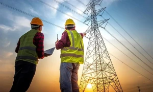 بجلی چوری روکنے کیلئے تقسیم کار کمپنیوں کے فیلڈ افسران تبدیل کرنے کا فیصلہ