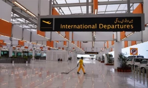 ملک کے ائر پورٹس کی آؤٹ سورسنگ کیوں رکی، وجہ سامنے آگئی