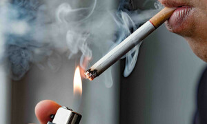 برطانیہ میں سگریٹ پر پابندی کی تیاریاں