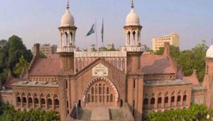 پی ٹی آئی کو لبرٹی چوک میں جلسے کی اجازت نہیں تو پھر کسی کو نہیں ہوگی، لاہور ہائیکورٹ