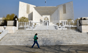 وفاقی حکومت نے نیب ترامیم کیخلاف سُپریم کورٹ کا فیصلہ چیلنج کردیا