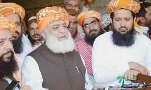 تمام سیاسی جماعتیں ایک دوسرے کیلئے گنجائش پیدا کریں، مولانافضل الرحمان