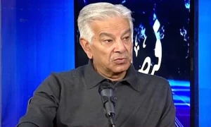 &lsquo;Possible to get establishment out of politics if we sit together&rsquo;