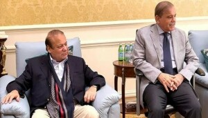 نواز شریف سے ن لیگی رہنماؤں کی ملاقات، قانونی ٹیم کو انتھک محنت پر مبارکباد