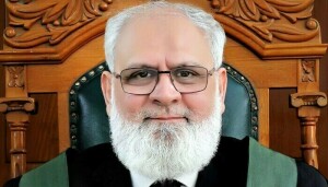 قائم مقام چیف جسٹس سندھ ہائیکورٹ عرفان سعادت سپریم کورٹ کے جج مقرر