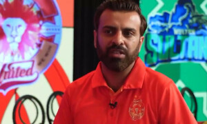 کپتان کے بعد فرح گوگی کا قریبی قومی ٹیم کا مینیجر عہدے سے فارغ