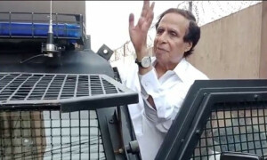 پرویز الہٰی کو بحفاظت گھر نہ پہچانے پر ایس ایس پی اسلام آباد کو توہین عدالت کا نوٹس جاری