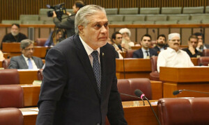 کشمیر سمیت ہر مسئلہ افہام و تفہیم سے حل کریں گے، اسحاق ڈار