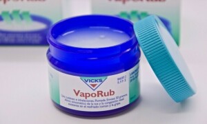بالوں کی نشوونما اور لمبائی بڑھانے کیلئے وِکس ایک بہترین آپشن