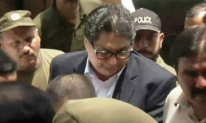 فواد حسن فواد فیض آباد دھرنا کمیشن کی تحقیقات میں طلب