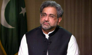 نواز شریف کے لاڈلے ہونے کا تاثر انتخابات کو متنازع بنا رہا ہے، شاہد خاقان