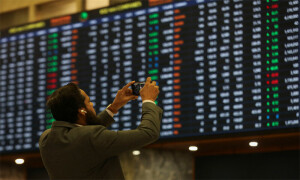 اسٹاک مارکیٹ میں زبردست تیزی، 100 انڈیکس 62 ہزار کی سطح عبور کرگیا