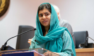 ملالہ کا غزہ میں فوری جنگ بندی کا مطالبہ، &rsquo;پاکستان سے افغان مہاجرین کا انخلا ظالمانہ ہے&lsquo;