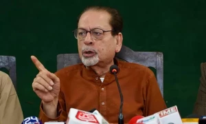 غیر رجسٹرڈ افغان شہریوں کو نکالا جارہا ہے، آگے جاکر اور بھی سخت فیصلے ہونگے، احمد شاہ