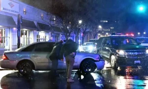 Security scare near Biden as car hits motorcade