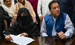 جیل سپرنٹنڈنٹ کی عمران خان کو پیش کرنے سے معذرت، غیر شرعی نکاح کیس کا اوپن ٹرائل جیل میں کرنے کا حکم