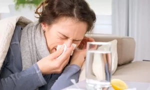 سرما میں موسمی نزلہ زکام کا علاج گھر پر ہی کریں