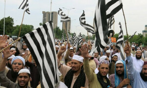 جے یو آئی کی تین صوبوں کو ملانے والی قومی شاہراہ بند کرنے کی دھمکی