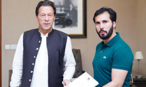 حسان نیازی کا عام انتخابات میں حصہ لینے کا فیصلہ