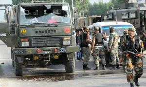 مقبوضہ کشمیر میں بھارتی فوج کے کانوائے پر حملہ، 5 اہلکار ہلاک